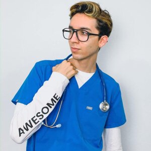 lifestyle-blue-stethoscope-800x