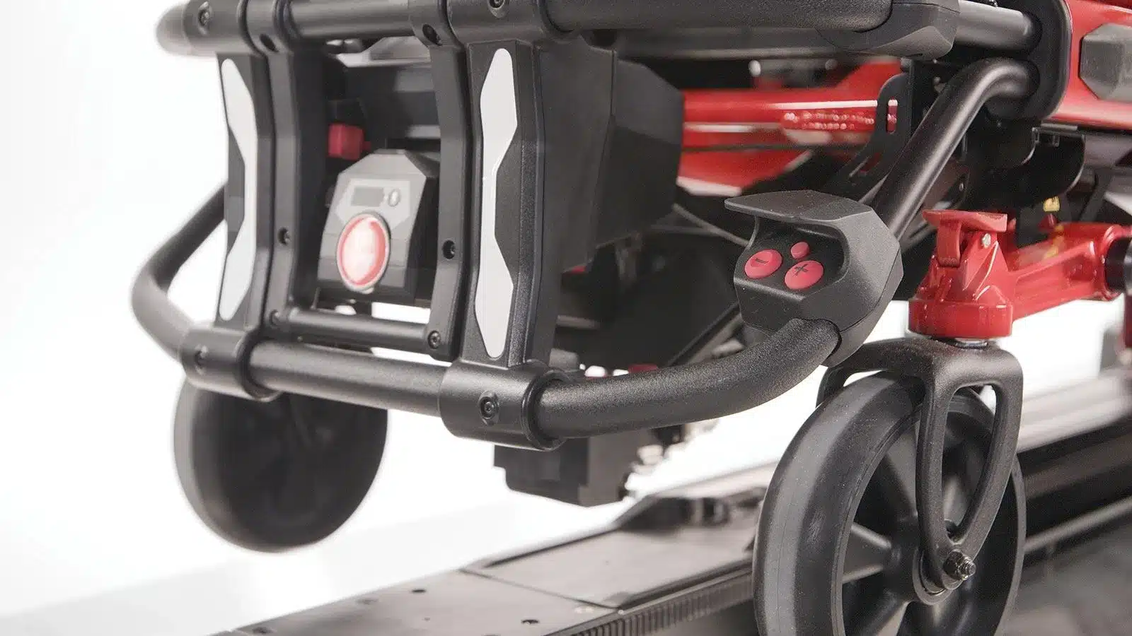 Ferno Power F2 hleðslukerfi með Powerdrive fyrir sjúkrabörur/sjúkrabíla - Image 4